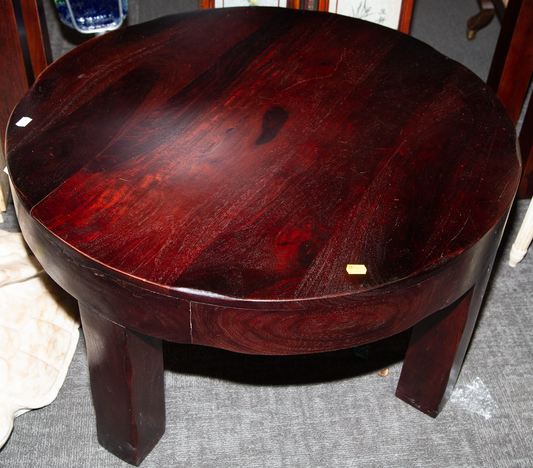 Appraisal: RUSTIC STYLE MAHOGANY ROUND TABLE Contemporary