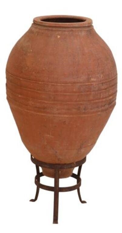 Appraisal: Large terracotta olive jar early th c wide rim over