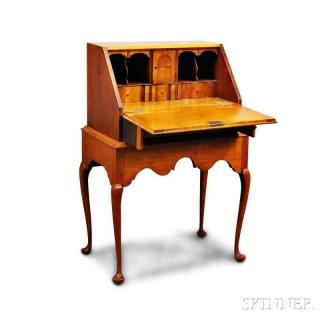 Appraisal: Queen Anne-style Maple Desk on Stand the slant-lid opening to