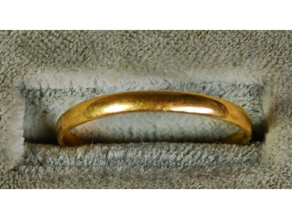 Appraisal: ct GOLD WEDDING RING approx gms