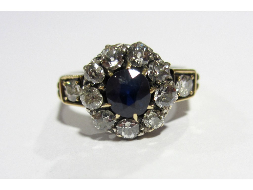 Appraisal: A Victorian sapphire and diamond cluster ring the cushion cut