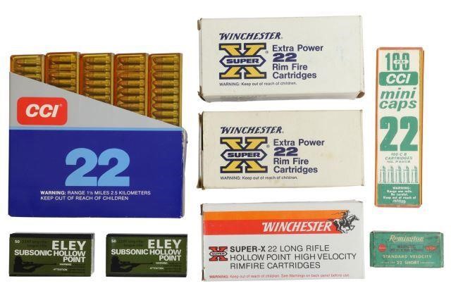 Appraisal: Ammo rim fire cartridges Winchester Super X long rifle cartridges