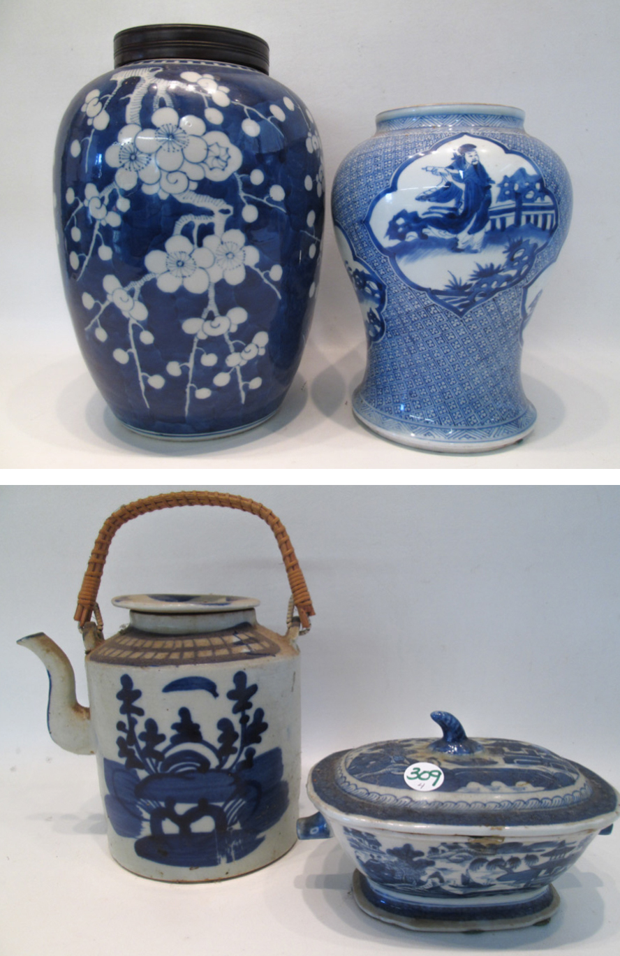 Appraisal: FOUR CHINESE PORCELAIN BLUE AND WHITE VESSELS including a large