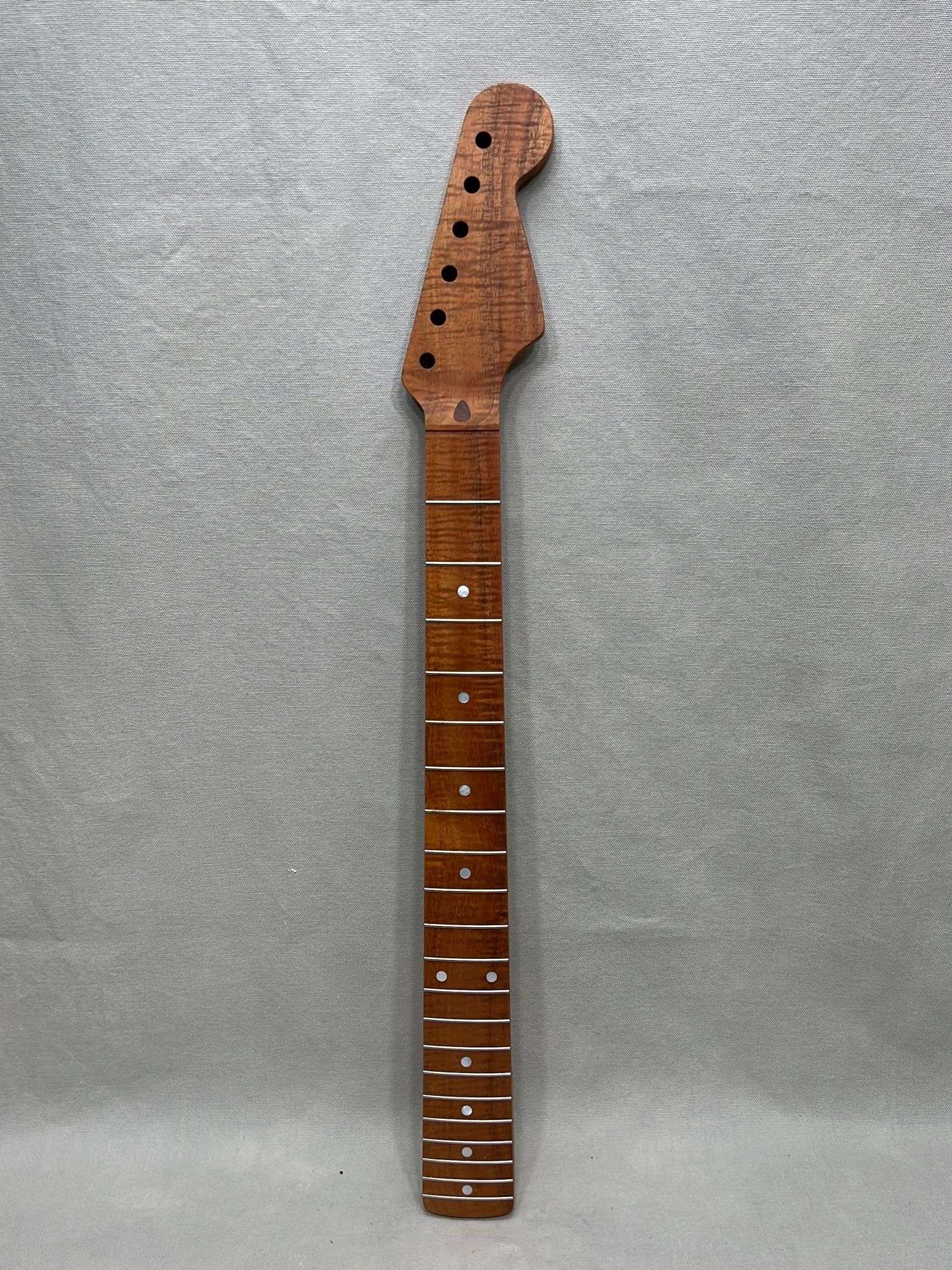 Appraisal: Warmoth hardwood strat neck in boxWarmoth hardwood strat neck in