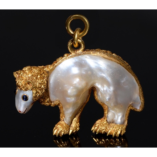 Appraisal: A freshwater pearl and gold lamb brooch th c with