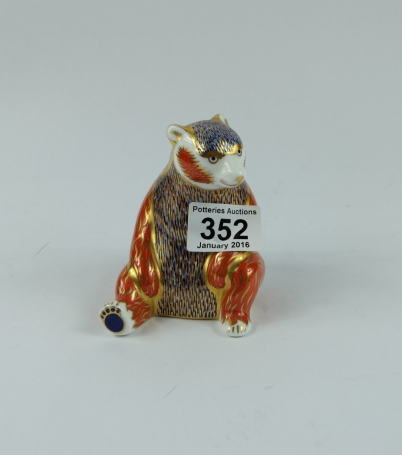 Appraisal: Royal Crown Derby Honey Bear with gold stopper