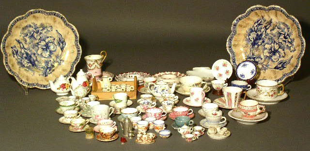 Appraisal: Group of miniature cups saucers etc