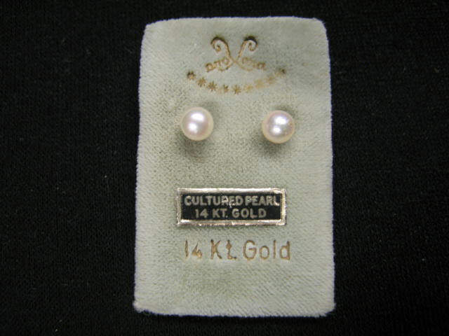 Appraisal: Pearl Stud Earrings mm pearls in k yellow gold