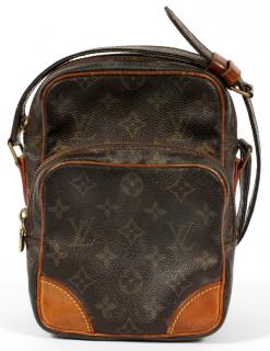 Appraisal: LOUIS VUITTON MONOGRAM CANVAS BAG LOUIS VUITTON MONOGRAM CANVAS BAG