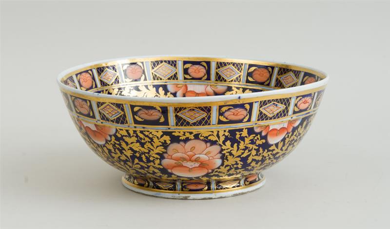 Appraisal: ENGLISH PORCELAIN PUNCH BOWL IN THE JAPAN PATTERN Unmarked x