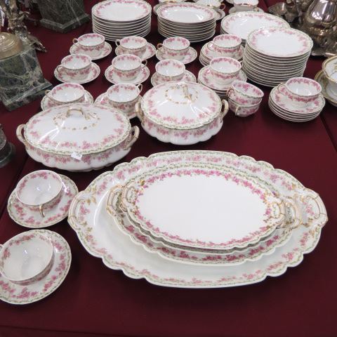 Appraisal: pcs Haviland Limoges China floral garland gold trim includes plates