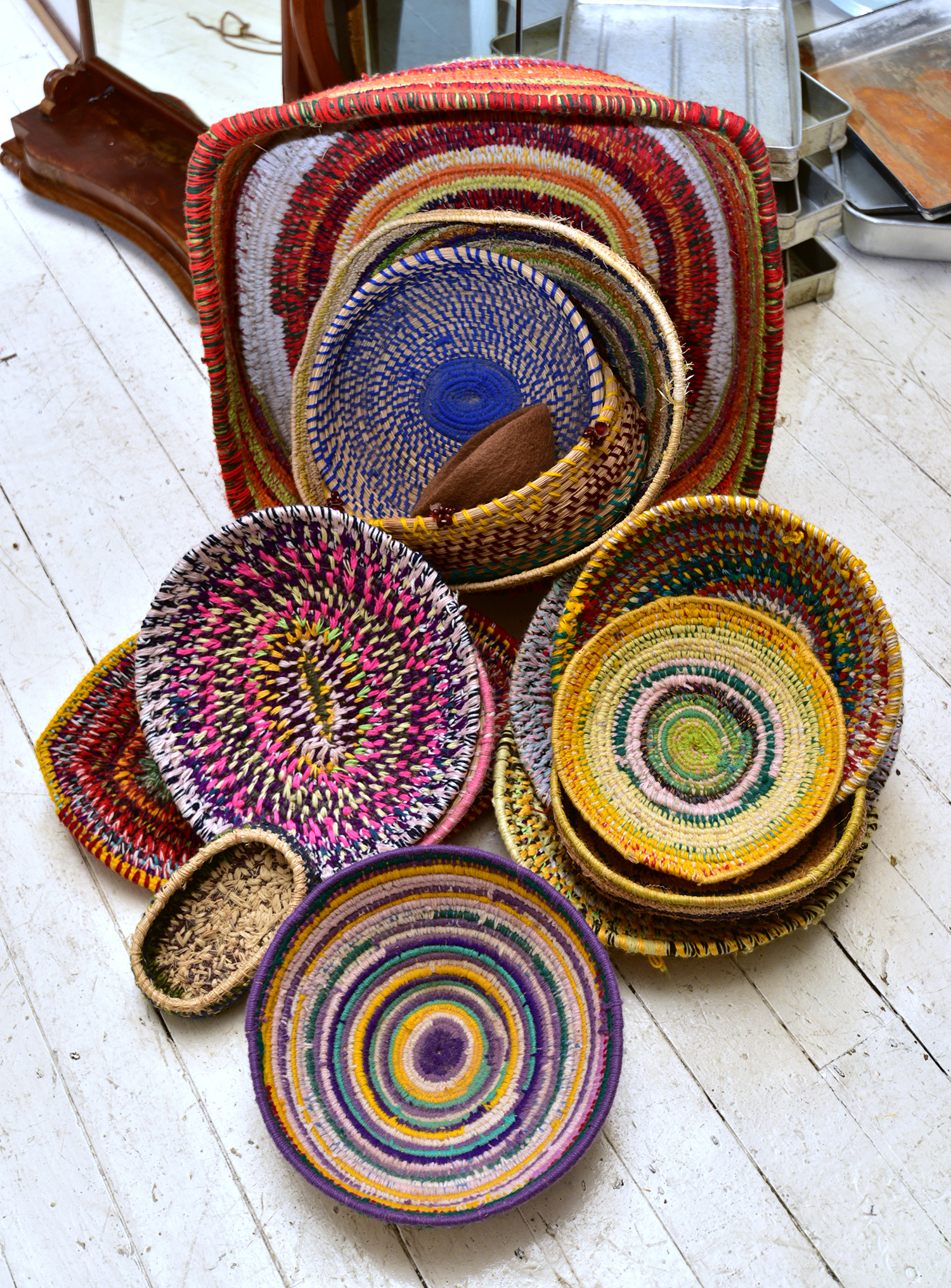 Appraisal: A COLLECTION OF ASSORTED WOVEN BASKETS h x x