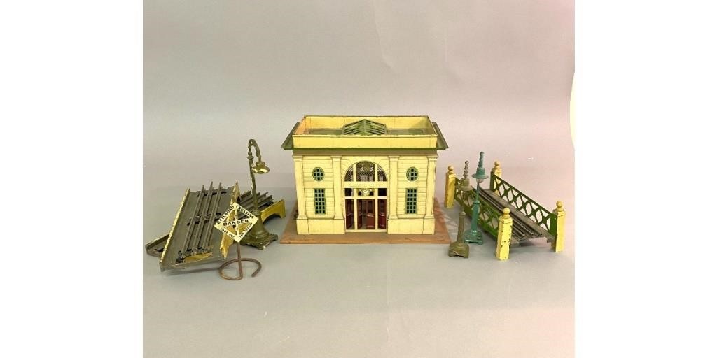 Appraisal: Lionel city train station with accessories h x w x