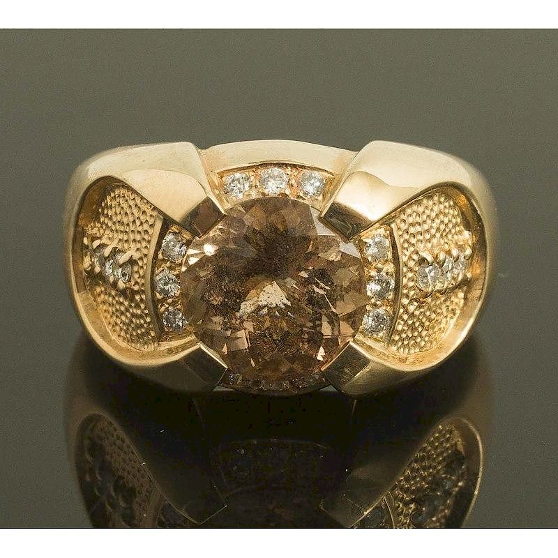 Appraisal: Champagne Topaz Diamond Ring k yellow gold ring containing a