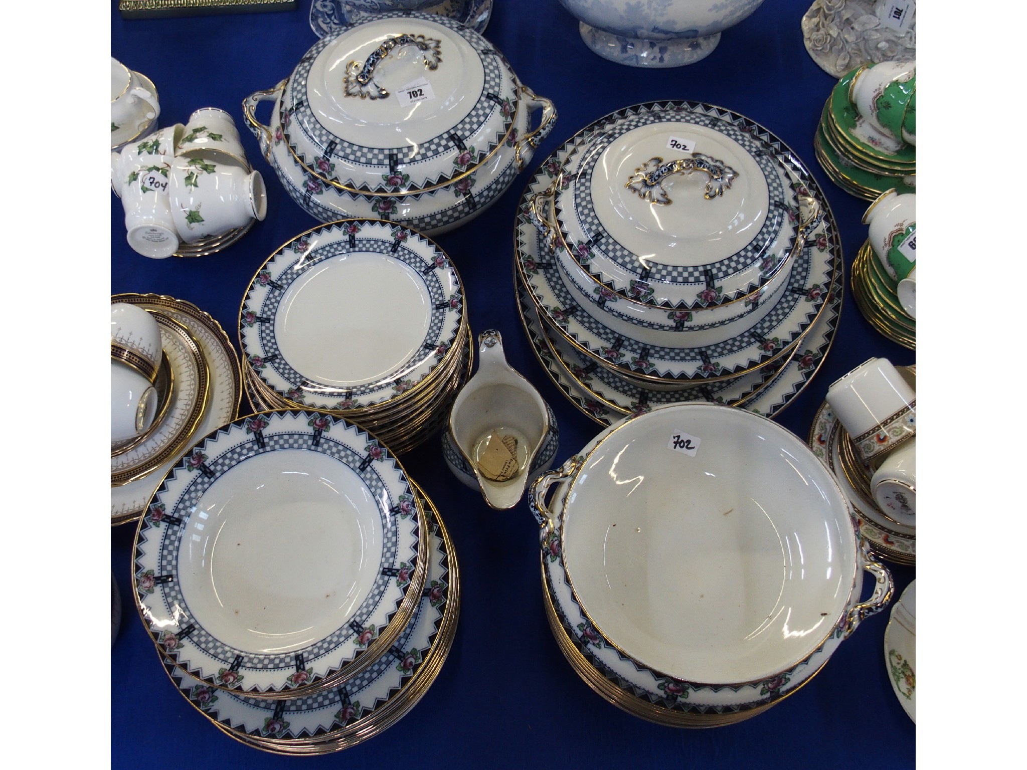 Appraisal: Losol Ware dinner service for eight