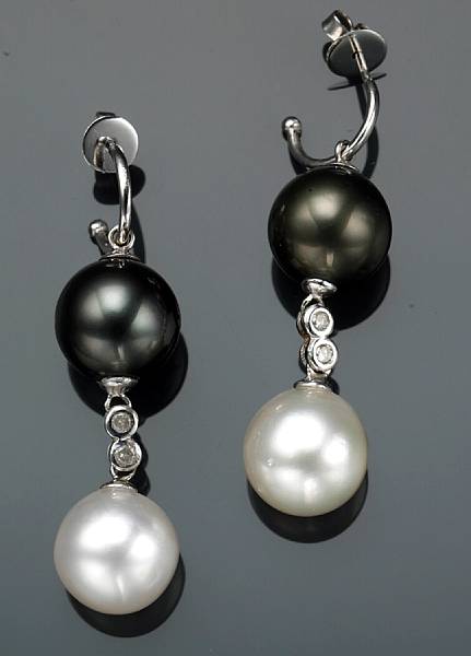 Appraisal: A pair of black and white South Sea cultured pearl