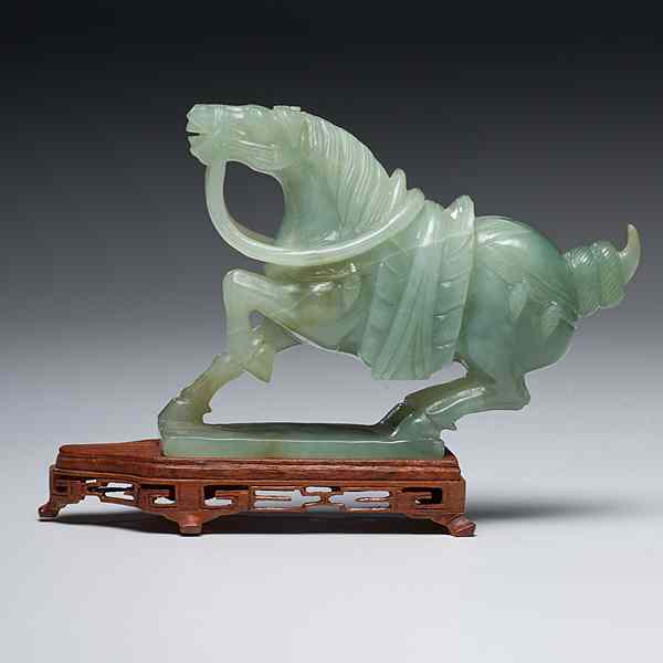 Appraisal: Chinese Carved Horse Chinese a carved hardstone standing horse with