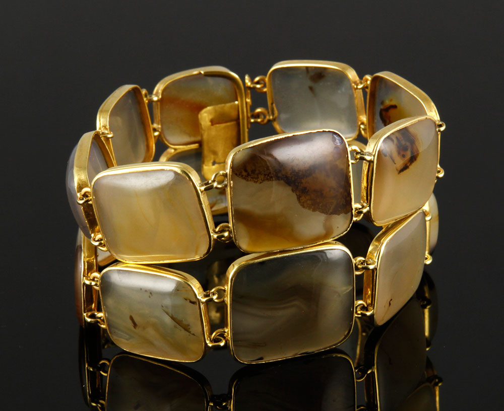 Appraisal: - K Gold and Agate Double Link Bracelet K yellow