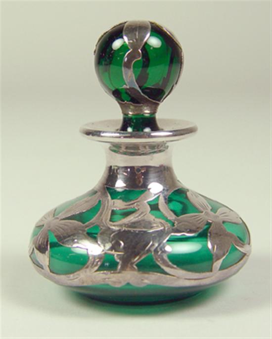 Appraisal: Sterling Silver Pefume Bottle in Emerald Glass Matching stopper Unmonogrammed