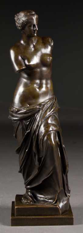 Appraisal: Italian Grand Tour patinated bronze figure of Venus de Milo