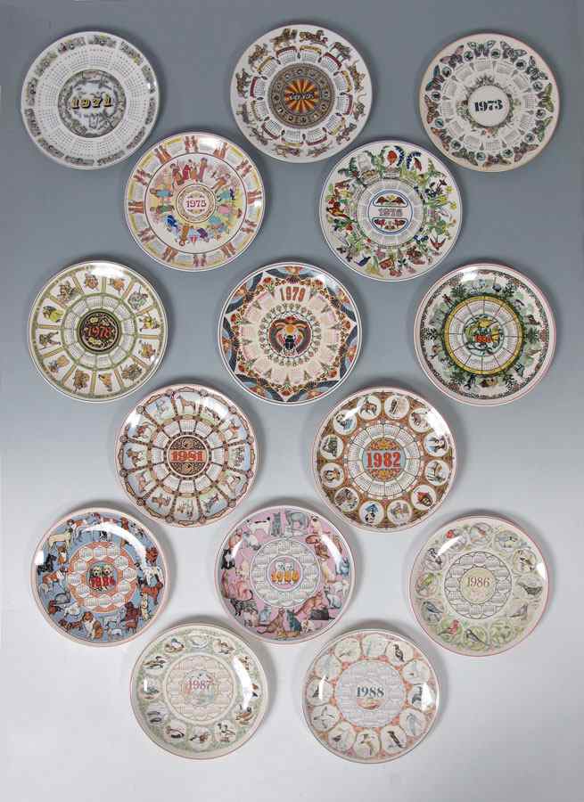 Appraisal: WEDGWOOD CALENDAR PLATES Years - - and - With an