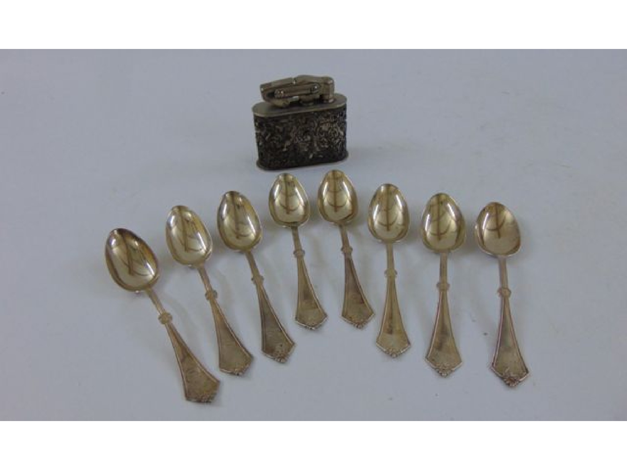 Appraisal: A set of eight th century sterling silver teaspoons Gorham