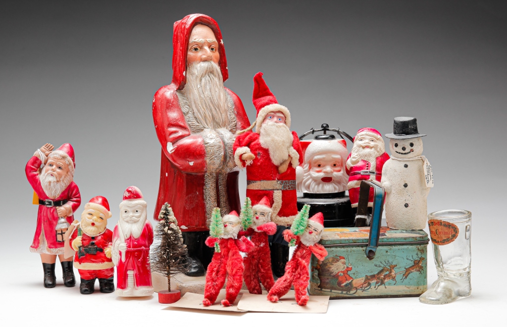 Appraisal: GROUP OF CHRISTMAS ITEMS Twentieth century Including plaster Santa plastic