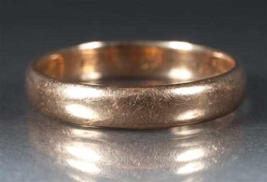 Appraisal: Lady's unmarked yellow gold wedding band grams size Estimate -