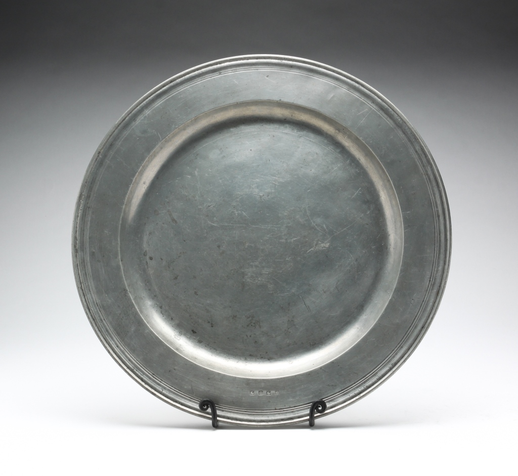 Appraisal: PEWTER CHARGER Most likely Continental late th-early th century Touch