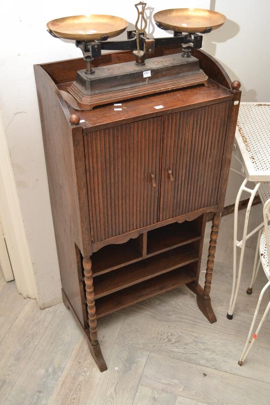 Appraisal: A SMALL TH CENTURY FRENCH OAK CABINET WITH TURNED COLUMNS