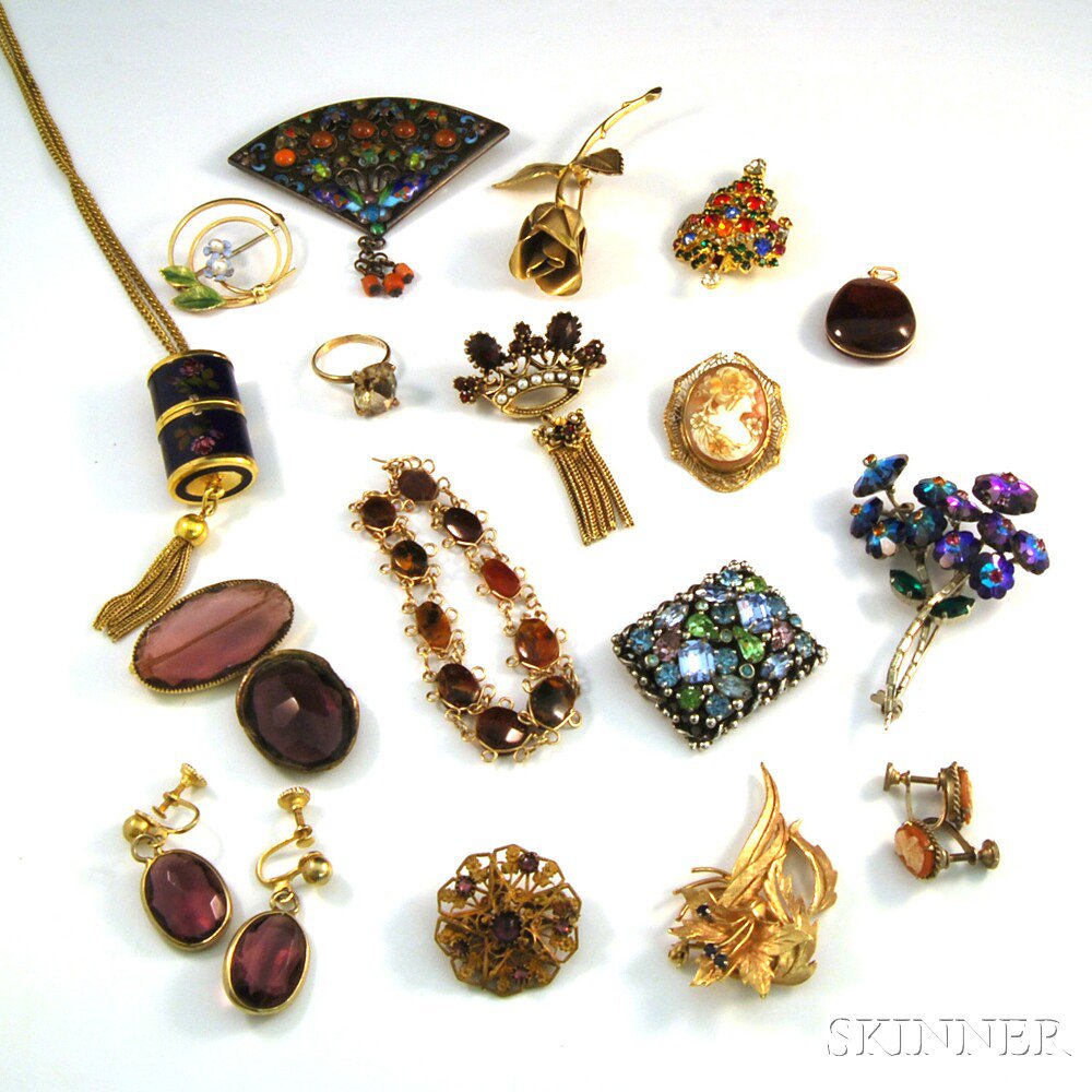 Appraisal: Small Collection of Estate and Costume Jewelry including a boxed