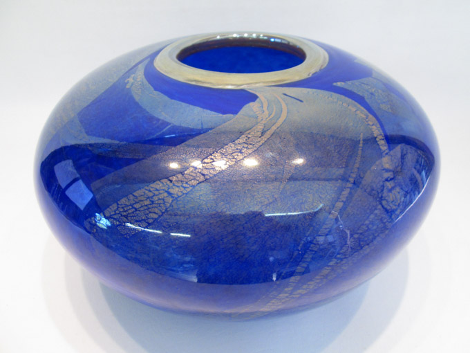 Appraisal: STUDIO ART GLASS BOWL BY ROBERT JONES having a spherical