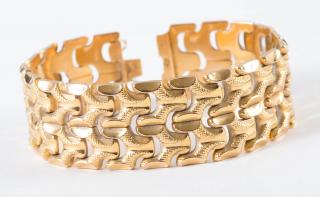 Appraisal: K yellow gold wide link bracelet in W by in