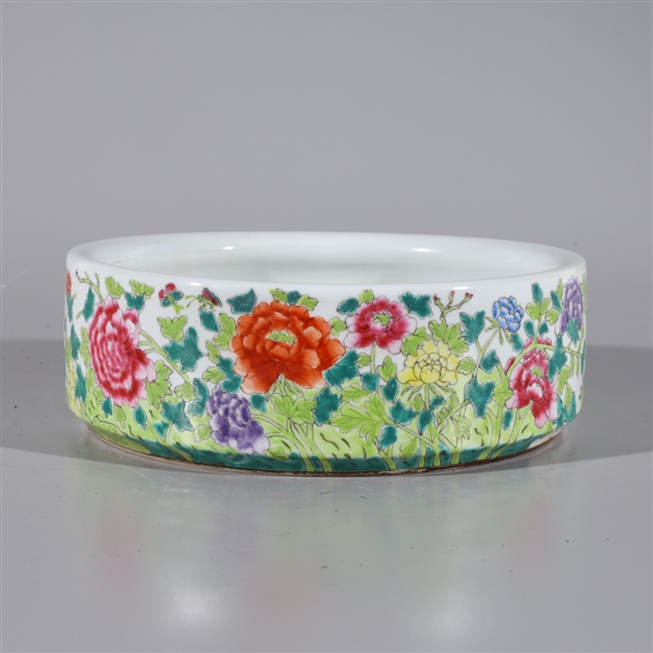 Appraisal: Chinese famille rose enameled porcelain basin with floral designs to