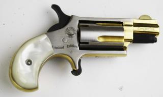 Appraisal: North American arms ltd ed percussion Companion revolver pocket derringer