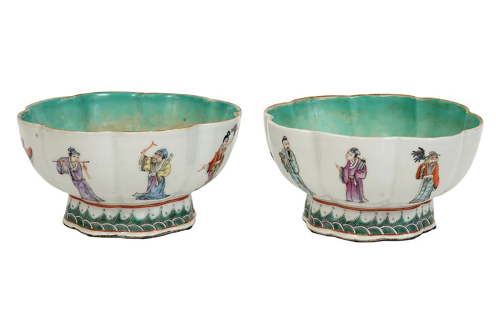 Appraisal: Pair Chinese Scallop Shaped Pedestal Bowls Pair of Chinese scallop