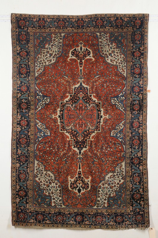 Appraisal: Fereghan-Sarouk Rug West Persia late th century slight end fraying