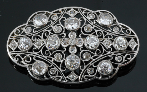 Appraisal: A Belle Epoque diamond brooch Circa The platinum scalloped and