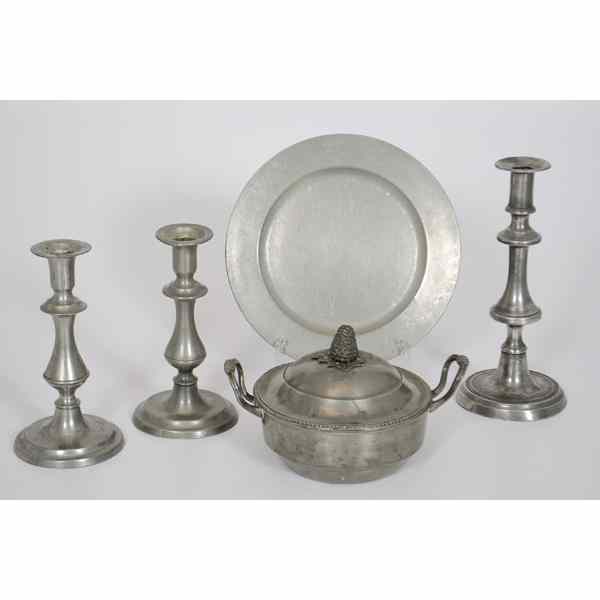 Appraisal: English Pewter Plates and Accessories English th century An assembled