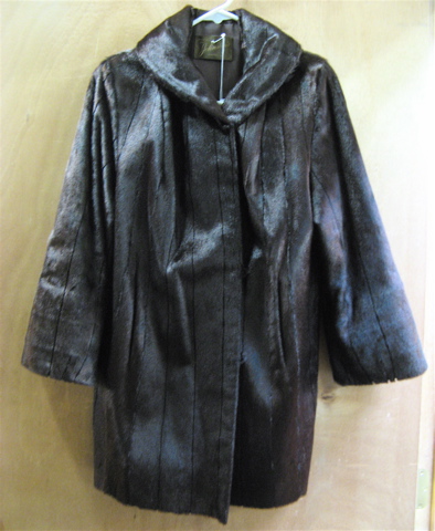 Appraisal: LADY'S SEAL SKIN COAT dark brown with roll collar three