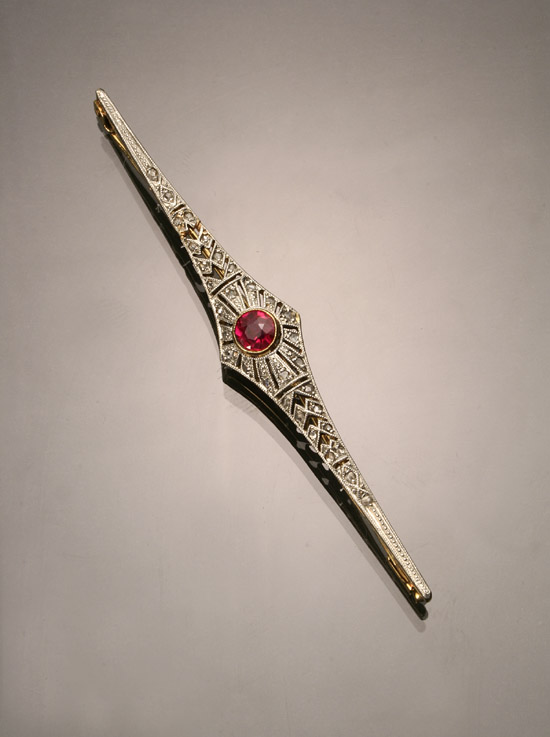 Appraisal: Edwardian -Karat Yellow-Gold Filigree Platinum Ruby and Diamond Bar Pin