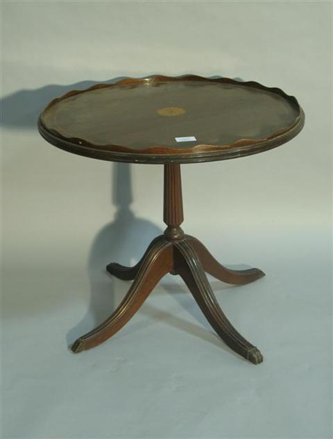 Appraisal: FEDERAL STYLE INLAID MAHOGANY SIDE TABLE th century the circular