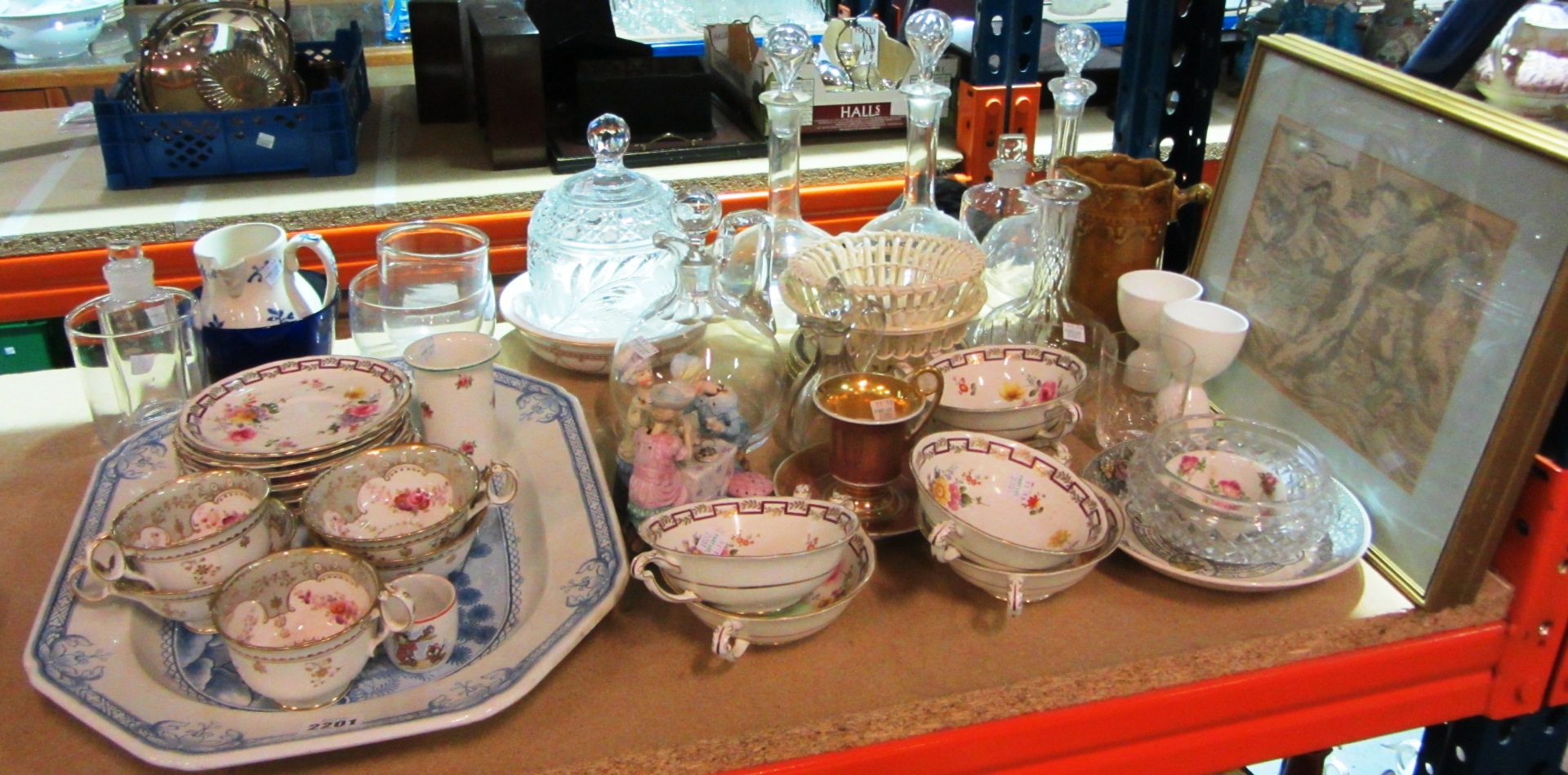 Appraisal: A quantity of ceramics and glass including a pair of