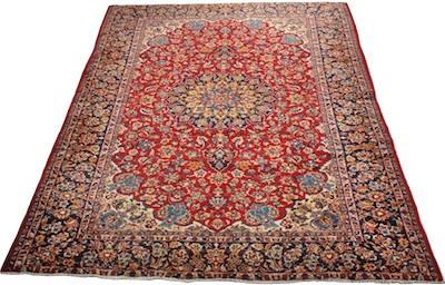 Appraisal: A Kashan Carpet Approx '- x '- Low dense wool