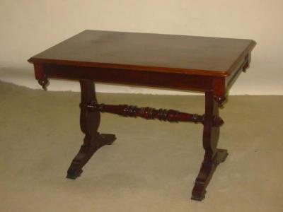 Appraisal: A VICTORIAN MAHOGANY CENTRE TABLE of oblong form with moulded