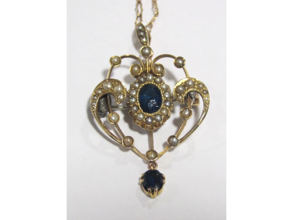 Appraisal: Edwardian ct gold sapphire and seed pearl set pendant brooch