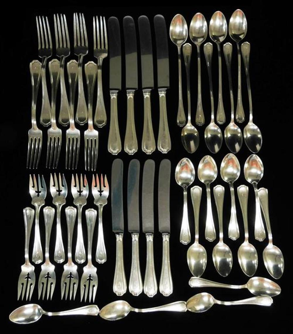 Appraisal: STERLING Reed Barton flatware service Hepplewhite pattern monogrammed V eight