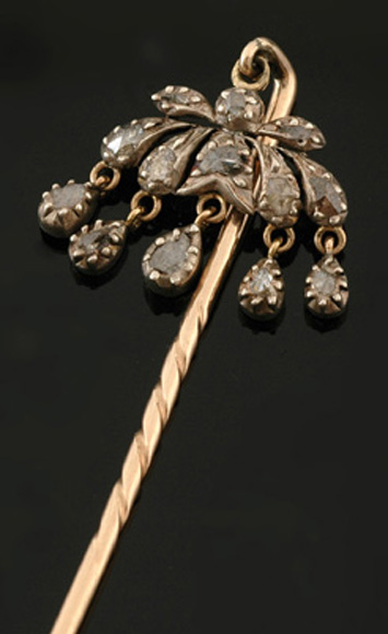 Appraisal: An Antique diamond stick pin The ct gold pin having