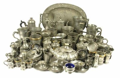 Appraisal: A large quantity of pewter including an inverted pear shape