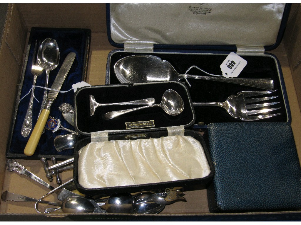 Appraisal: Box of cased cutlery and loose cutlery